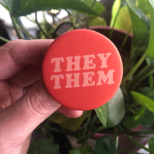 Gender Pronoun Button