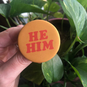 Gender Pronoun Button